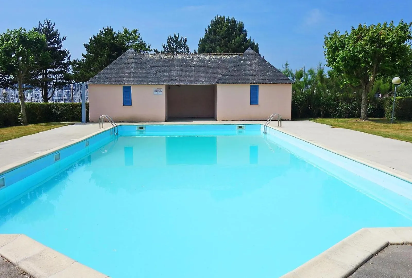 Appartement Avec Piscine Arzon